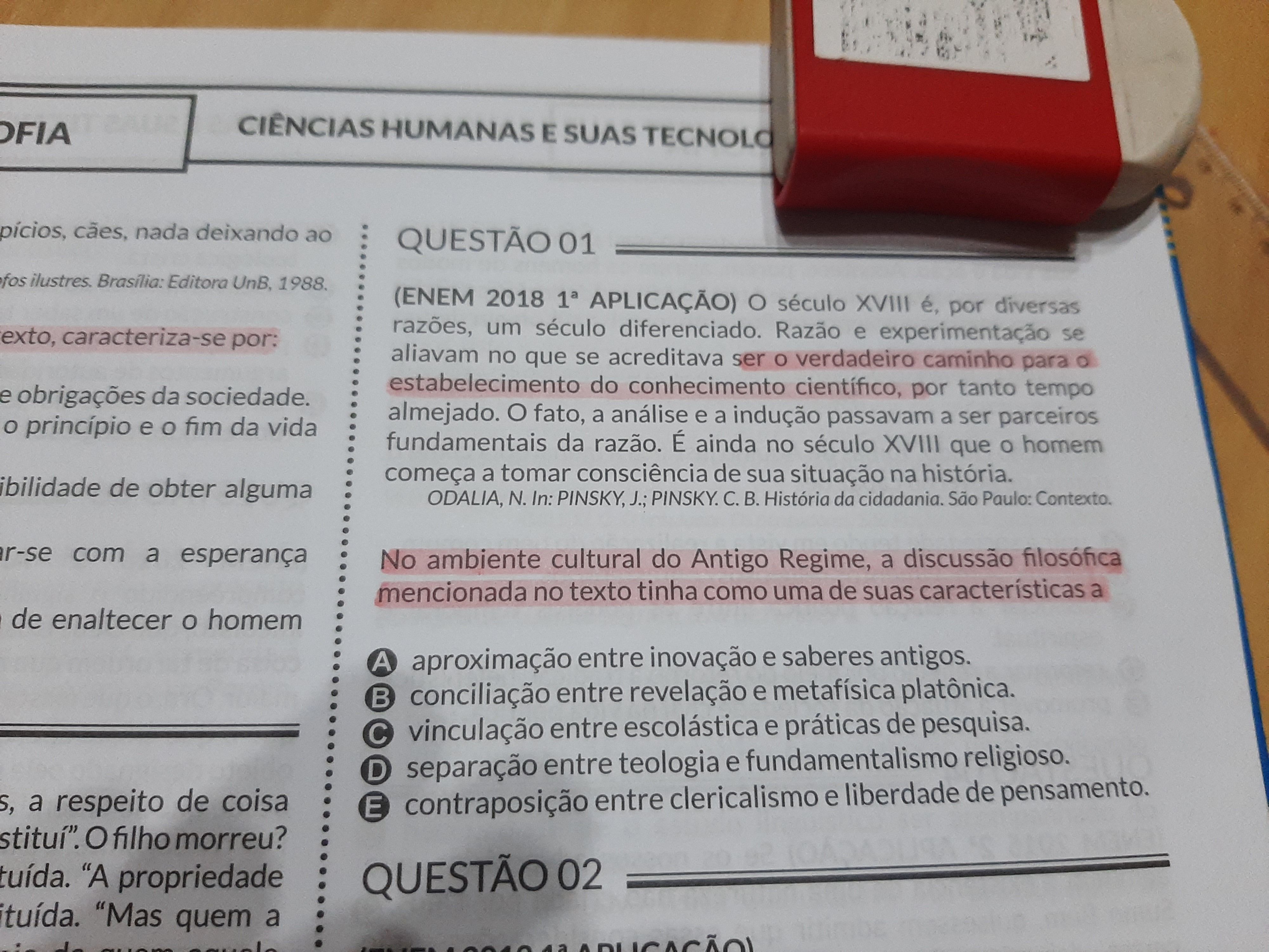 Oii poderia me explicar essa questão por alternativas E tb Explicaê