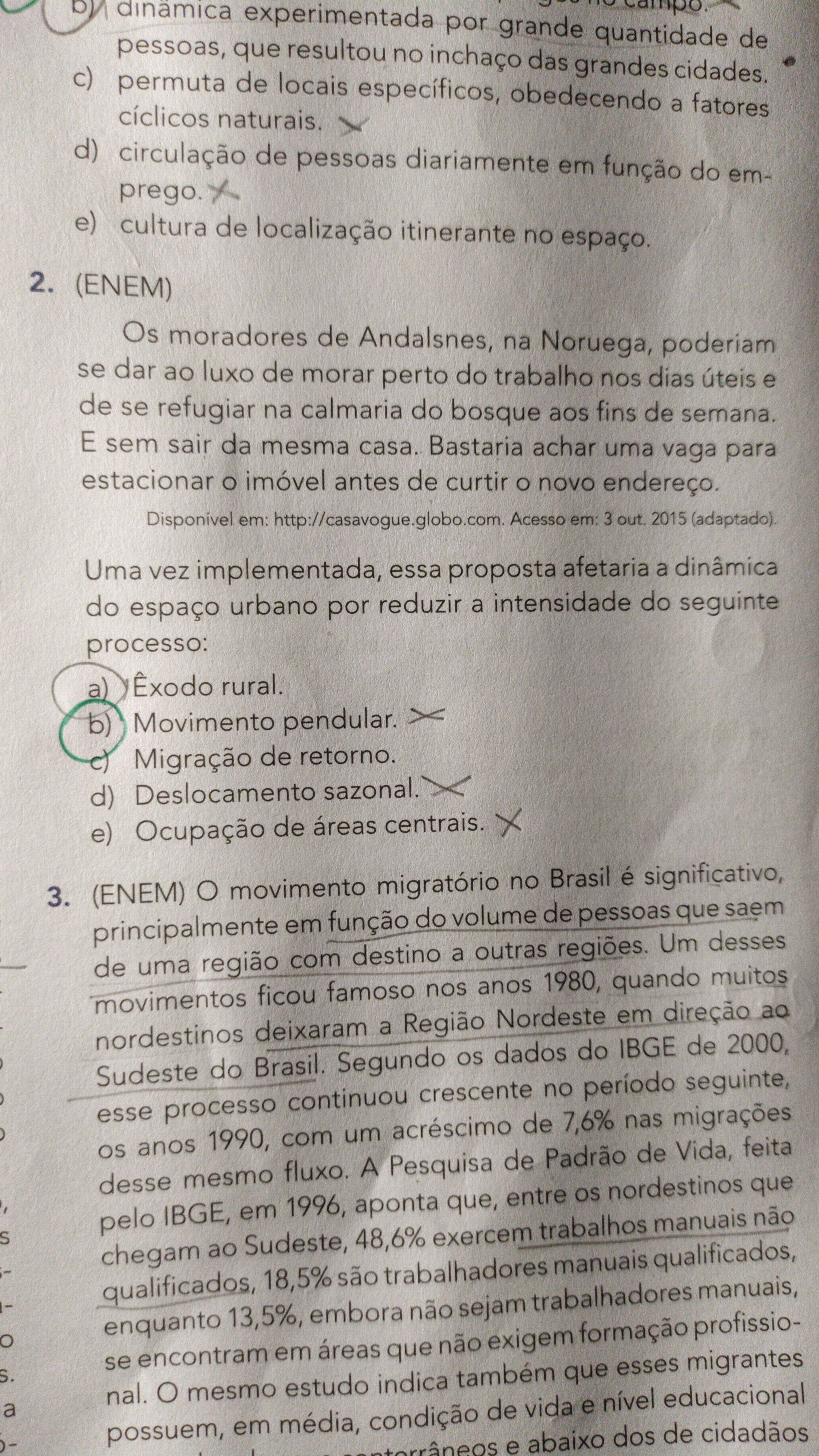 sempre fico muita dúvida entre êxodo rural e movimento p Explicaê