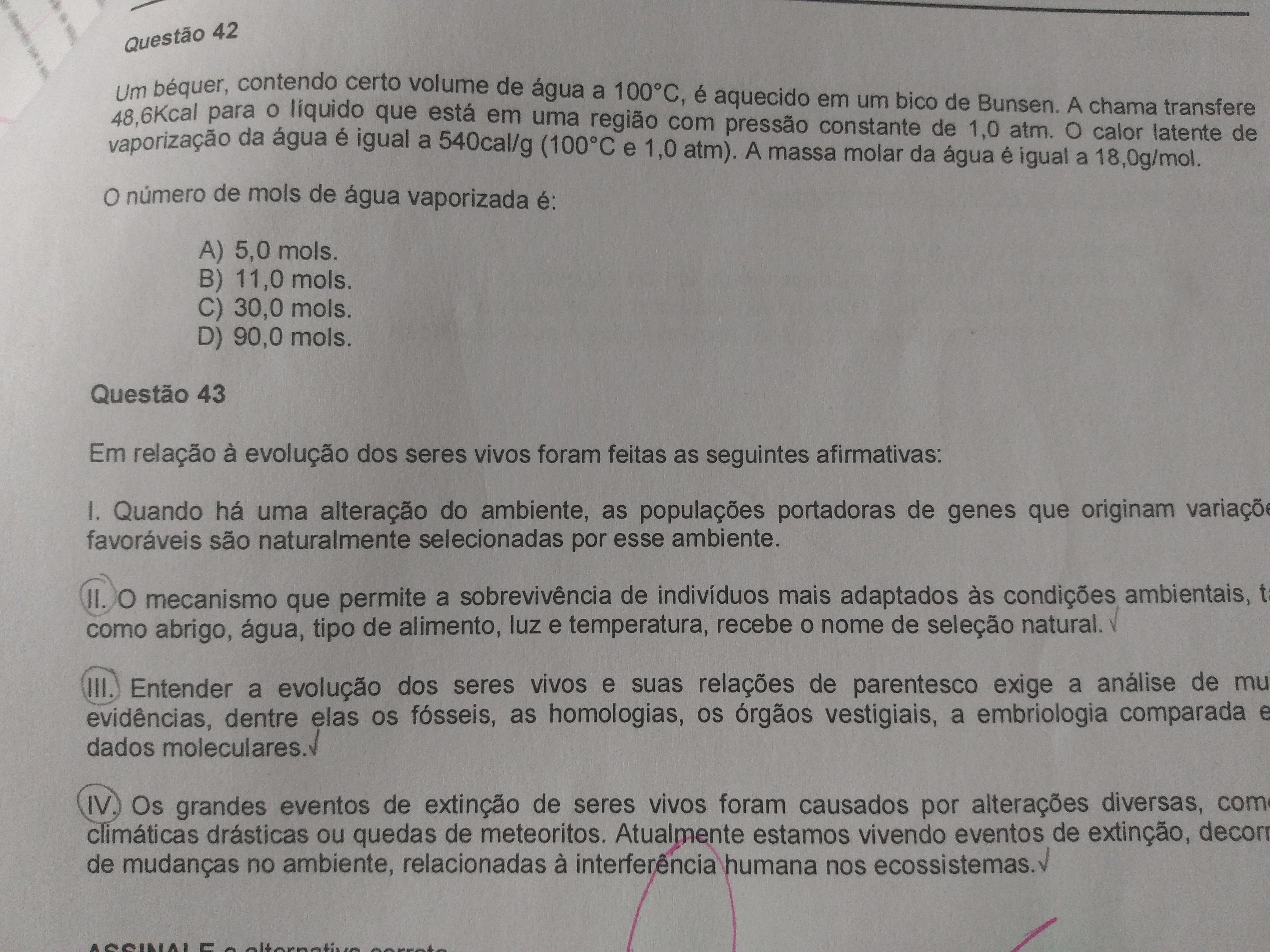 Boa tarde Estou dúvida nessa questão O gabarito Explicaê