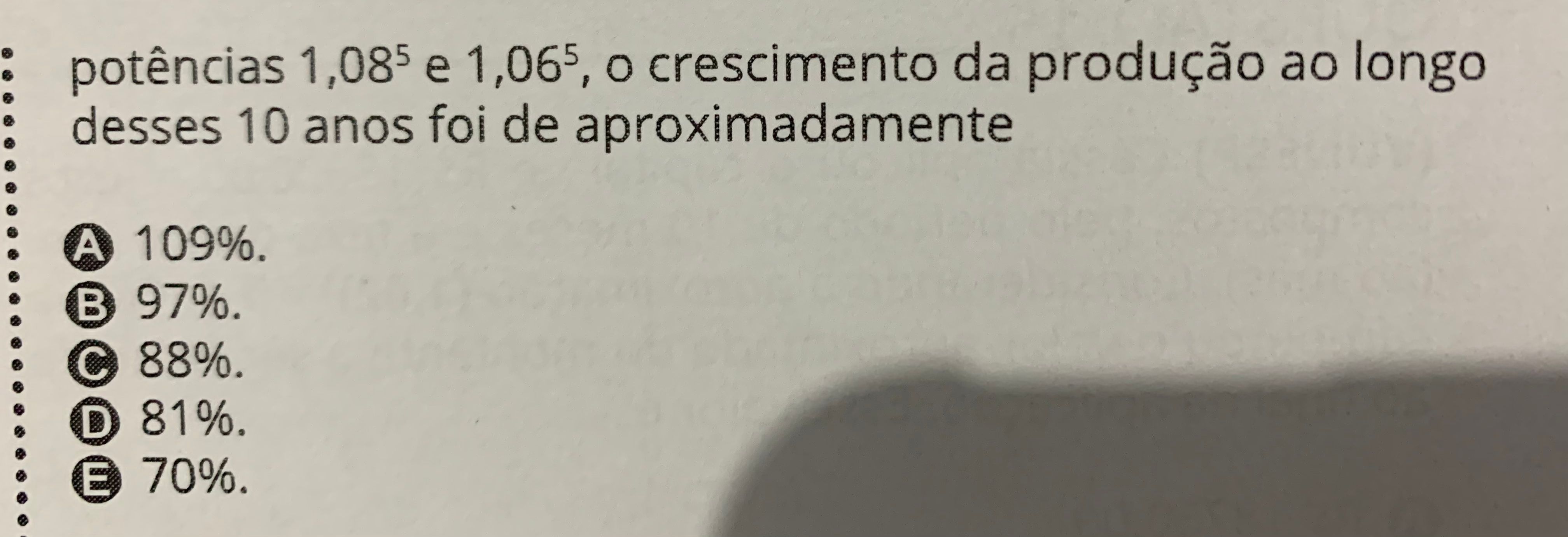 boa tarde poderiam me explicar a resolução dessa questão po explicaê